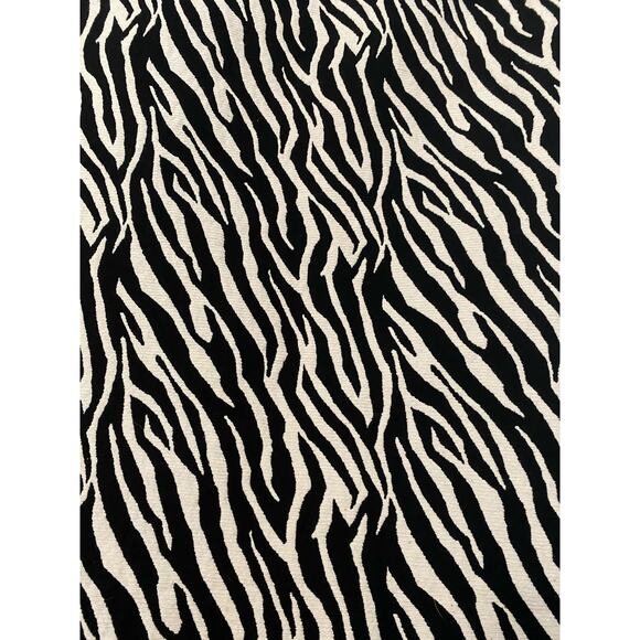 NWT Blue Bay women size Italian, 36 animal striped mini skirt - Picture 2 of 6